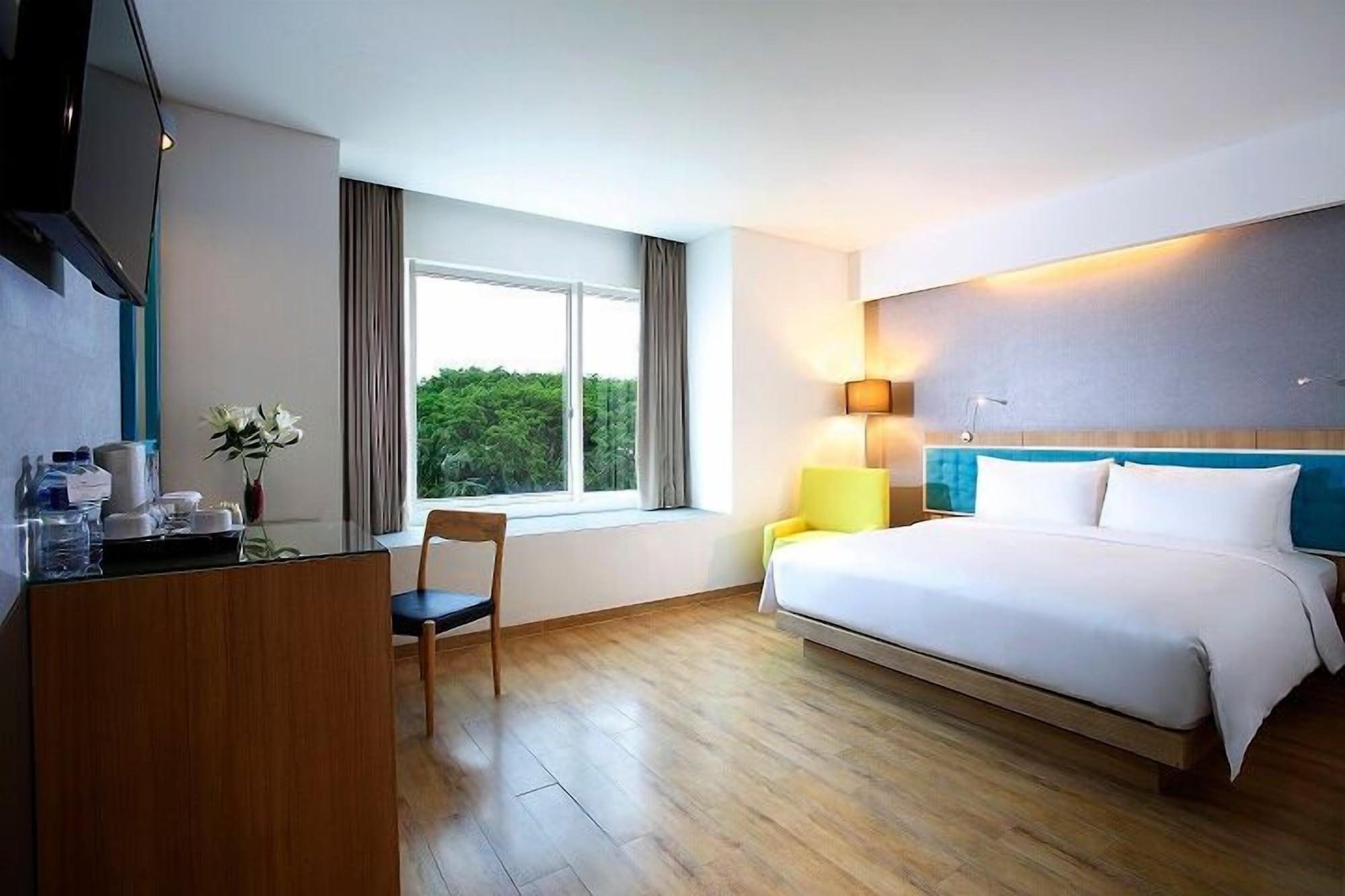 Hotel Santika Kelapa Gading Cakarta Dış mekan fotoğraf